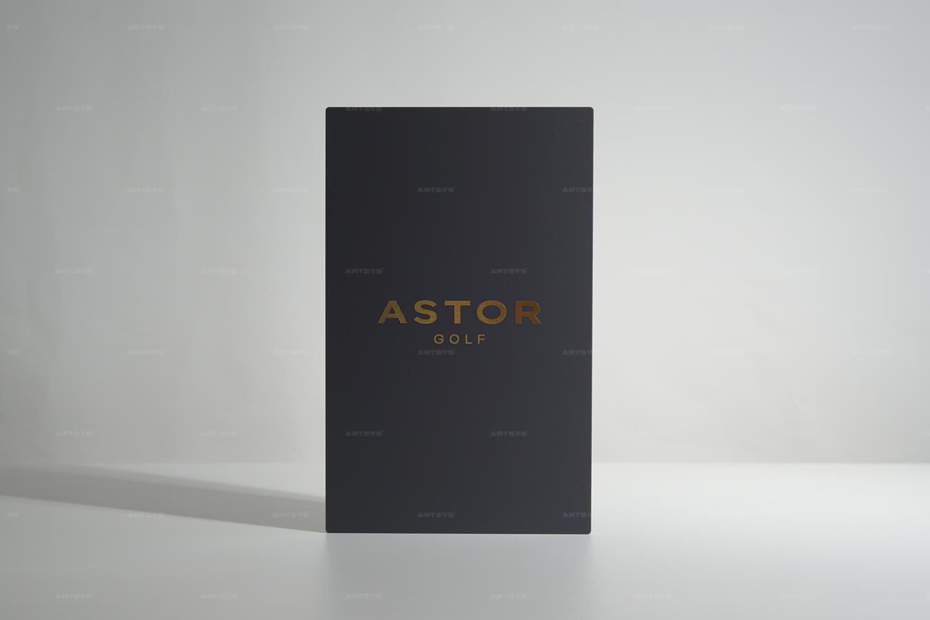 아트시스의 ASTOR GOLF 브랜드 아크릴 명판 - 고급스러운 블랙과 골드 조합